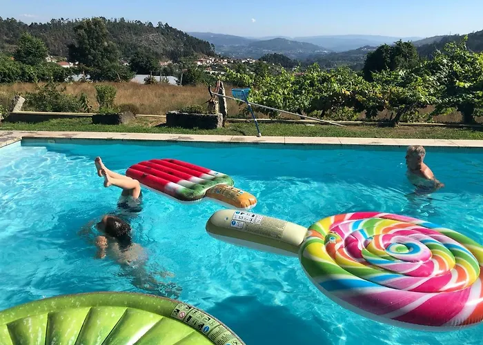 Gospodarstwo wiejskie Casa Da Ventozella Penafiel